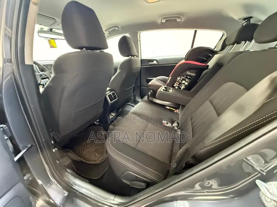 Kia Sportage 2021 Gris