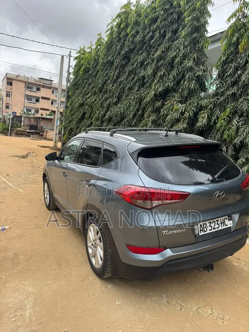 Hyundai Tucson 2017 Gris