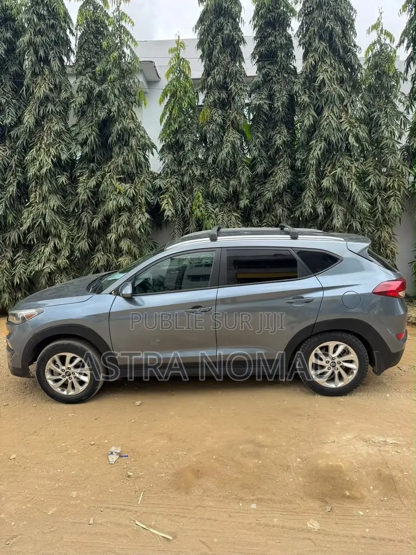 Hyundai Tucson 2017 Gris