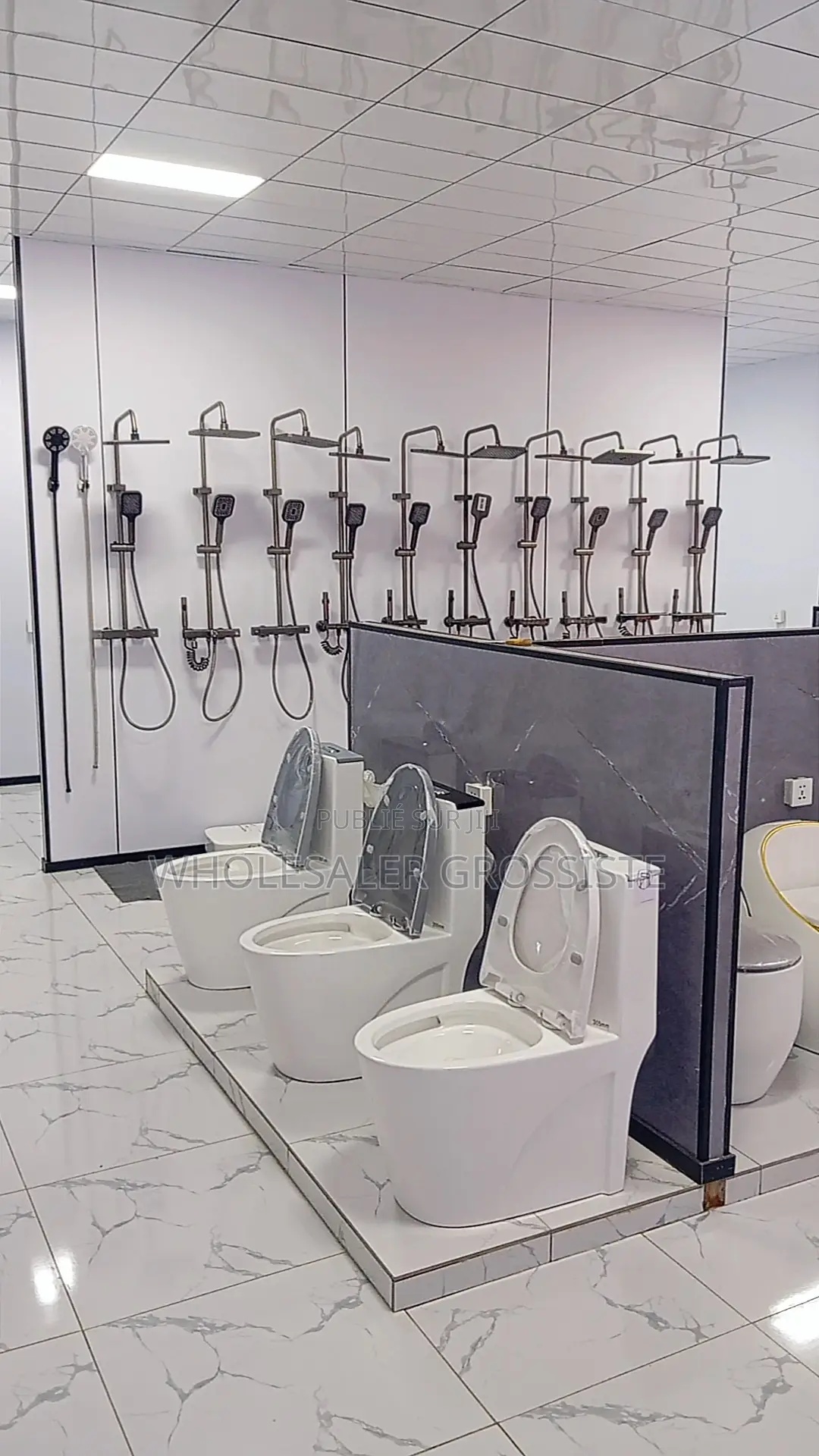 Accessoires Pour Toilettes Et Salle De Bain