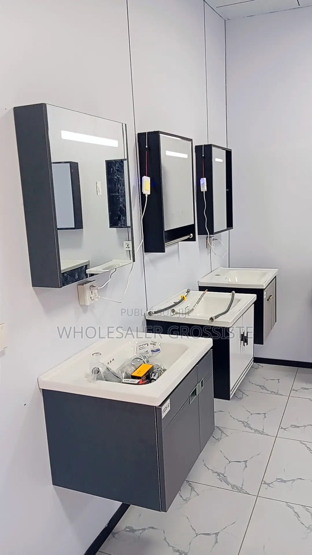 Accessoires Pour Toilettes Et Salle De Bain