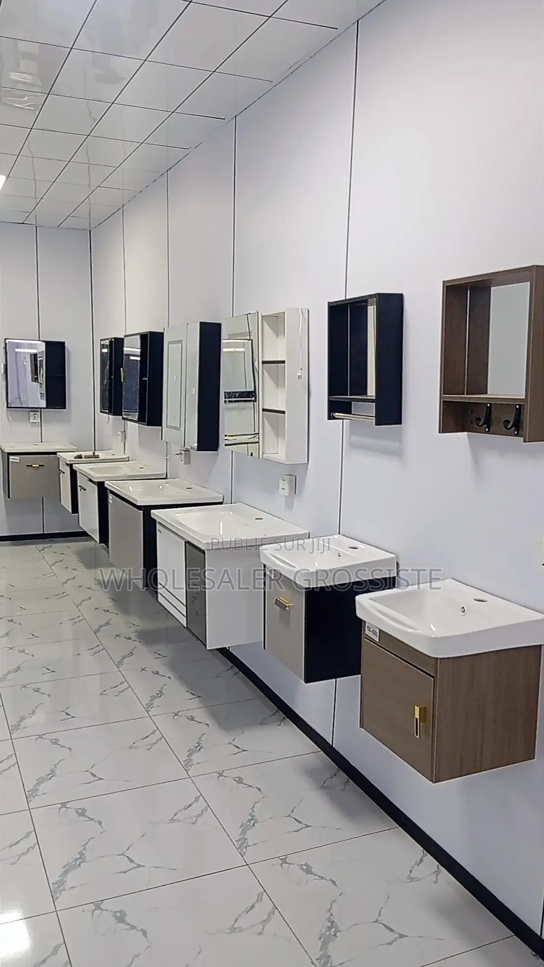Accessoires Pour Toilettes Et Salle De Bain