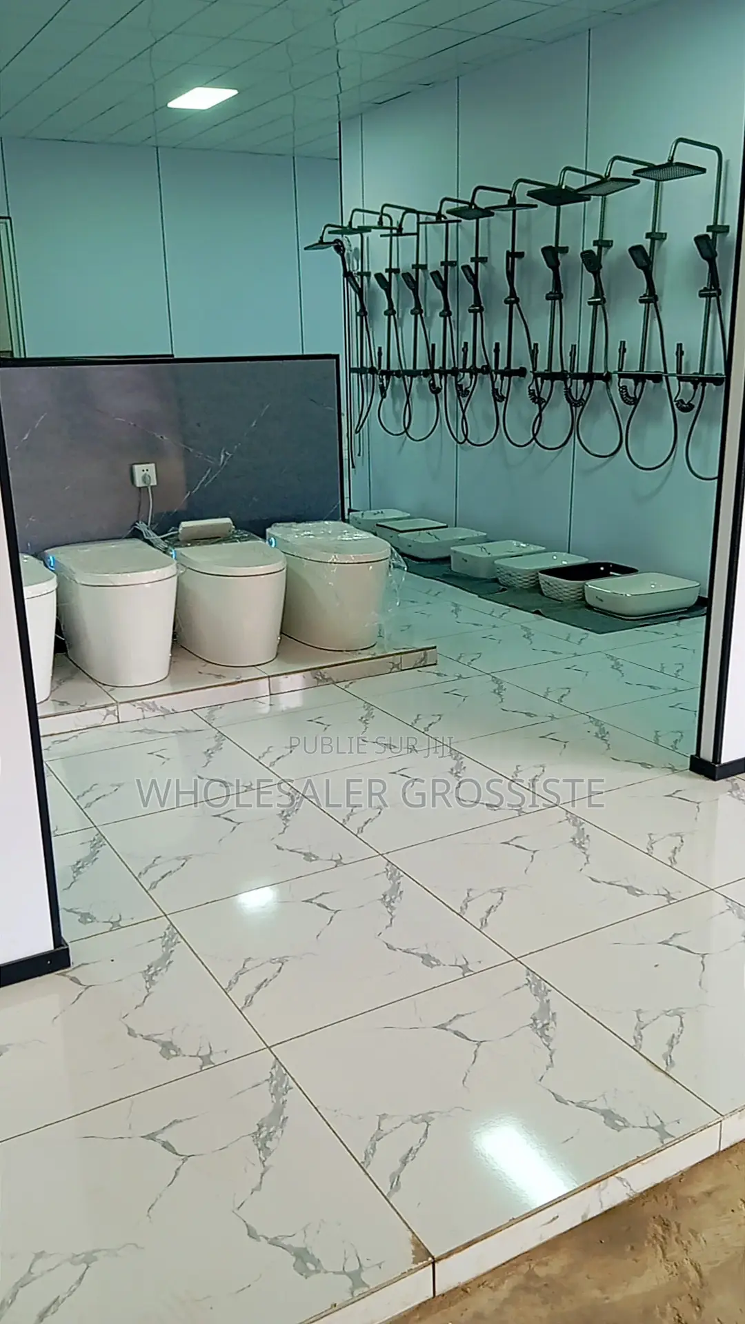 Accessoires Pour Toilettes Et Salle De Bain