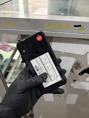 Apple iPhone XR 64 GB Noir