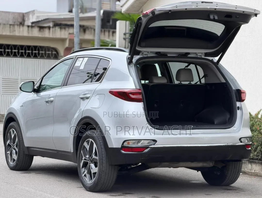 Kia Sportage 2021 Gris