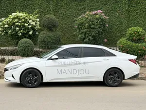 Hyundai Elantra 2021 Blanc