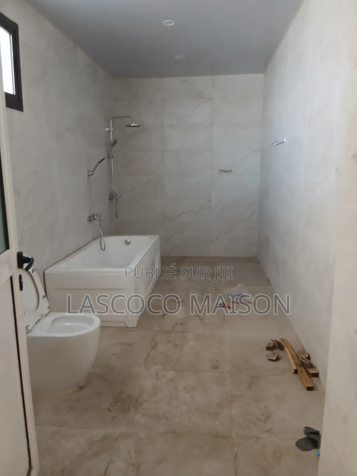 4chbre Duplex dans Lascoco Maison, Cocody à Louer