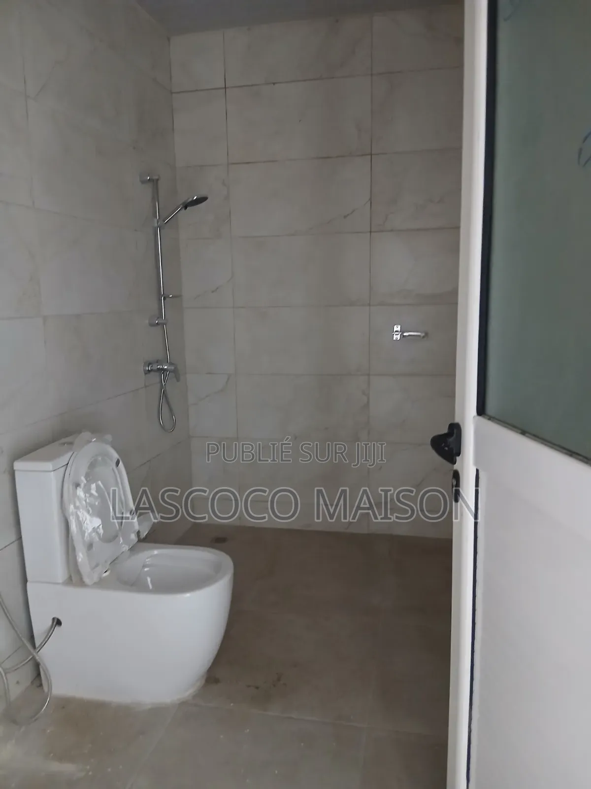 4chbre Duplex dans Lascoco Maison, Cocody à Louer