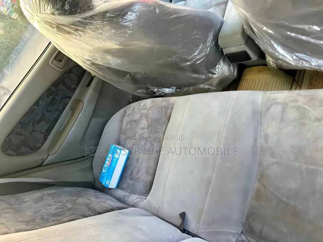 Toyota Corolla Luxel 1.8i 2000 Rose