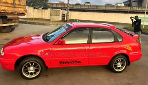 Toyota Corolla Luxel 1.8i 2000 Rose