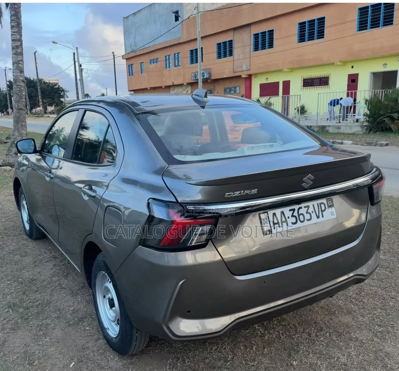 Suzuki Dzire 2025 Gris