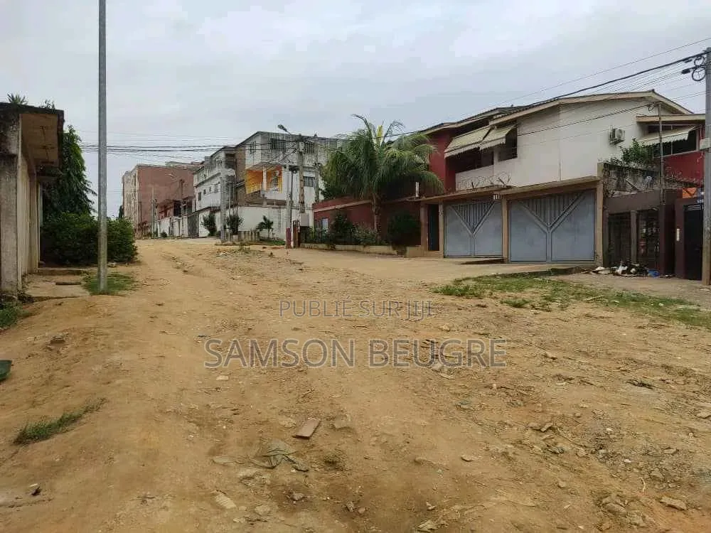 Terrain a Vendre