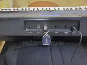 Yamaha PSR-S650