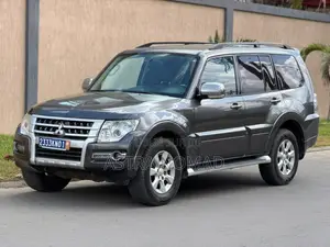 Mitsubishi Pajero 2016 Noir