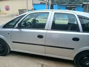 Opel Meriva 2005 Argenté