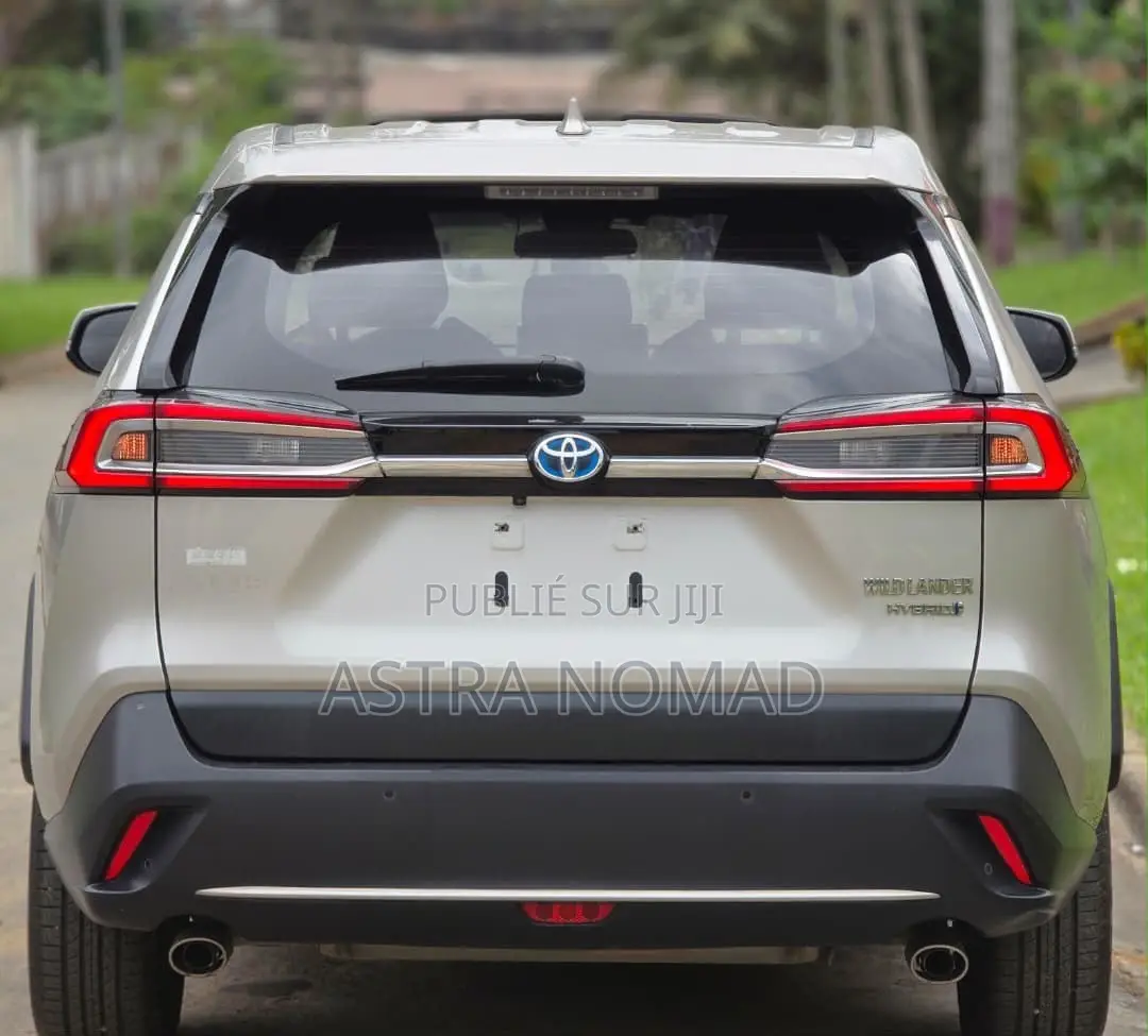 Nouveau Toyota RAV4 2026 Gris