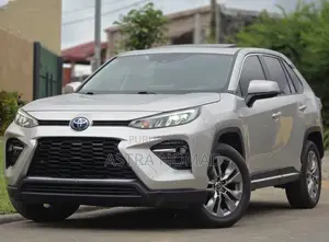 Nouveau Toyota RAV4 2026 Gris