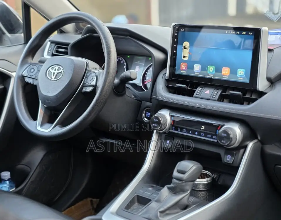 Toyota RAV4 2022 Noir
