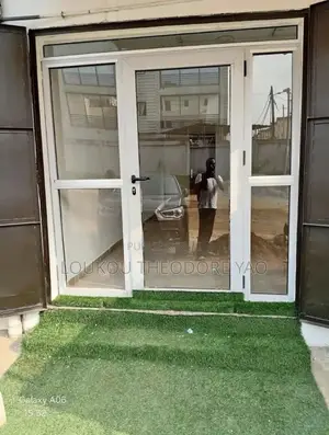 1chbre Appartement dans Yopougon à Louer
