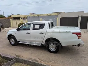 Mitsubishi L200 2020 Blanc