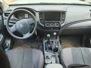 Mitsubishi L200 2024 Blanc