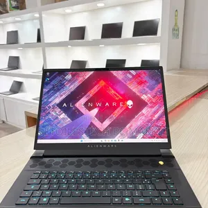 Nouveau Alienware M16 R1 16GB Intel Core i7 SSD 512GB