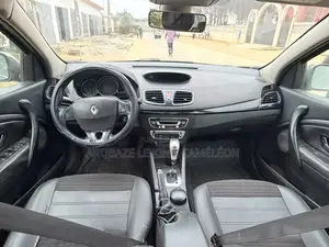 Renault Fluence 2016 Bleu