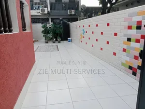 Meublé 6chbre Duplex dans Zié Multi-Services, Marcory à Vendre