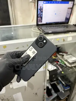 Apple iPhone 15 128 GB Noir