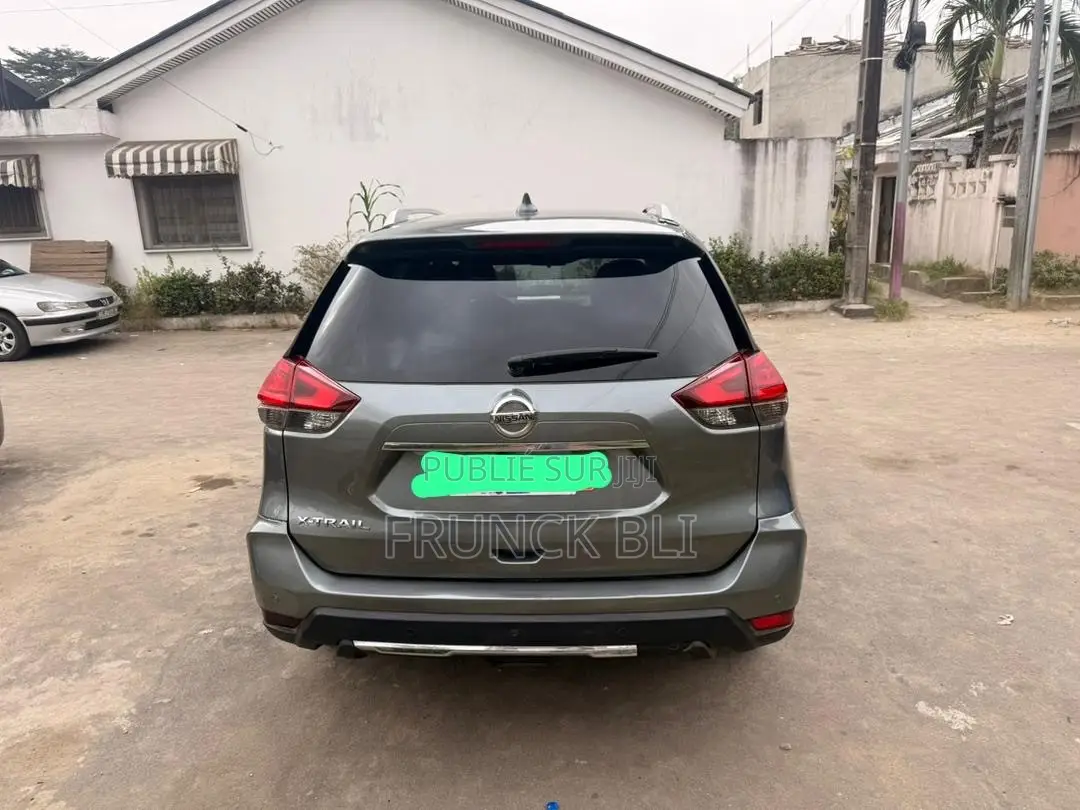 Nissan X-Trail 2018 Gris