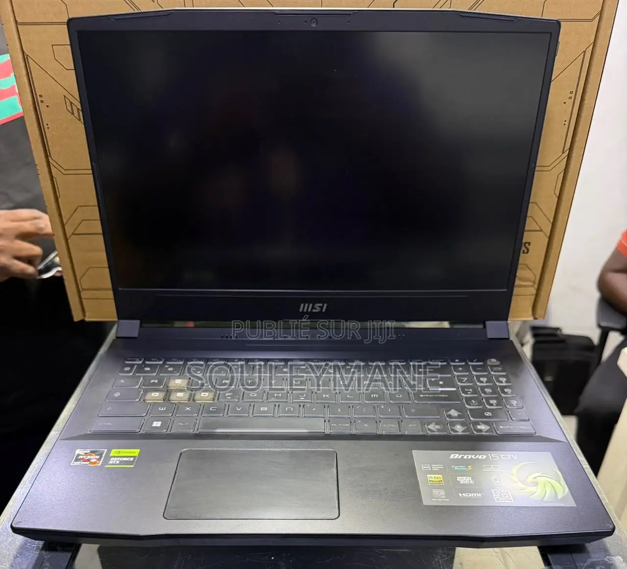 Nouveau Ordinateur portable MSI CR500 16GB AMD Ryzen 7 SSD 1T