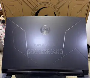 Nouveau Ordinateur portable MSI CR500 16GB AMD Ryzen 7 SSD 1T