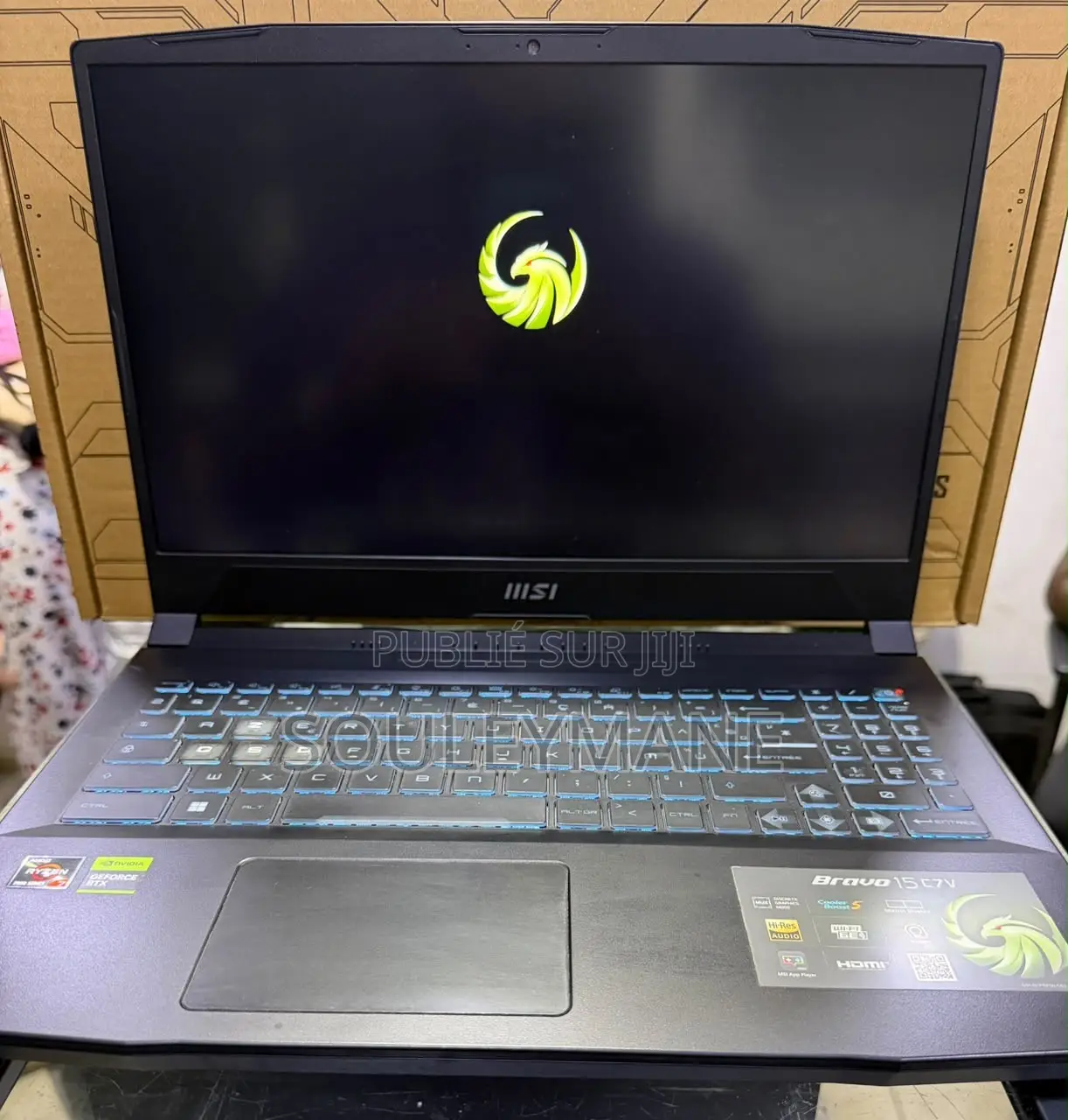 Nouveau Ordinateur portable MSI CR500 16GB AMD Ryzen 7 SSD 1T