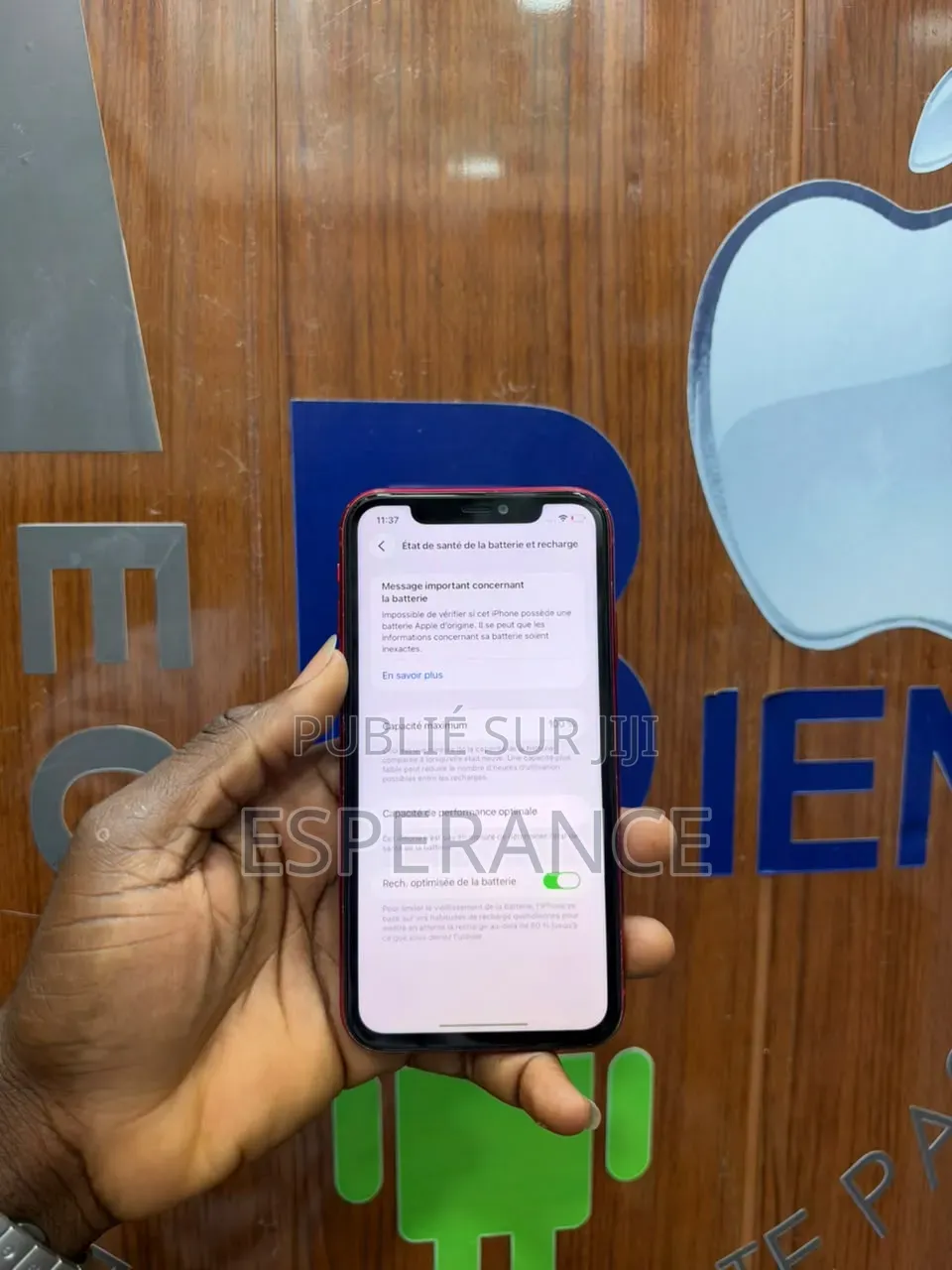 Apple iPhone 11 64 GB Rouge