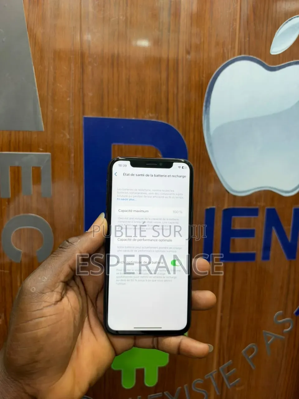 Apple iPhone X 64 GB Noir