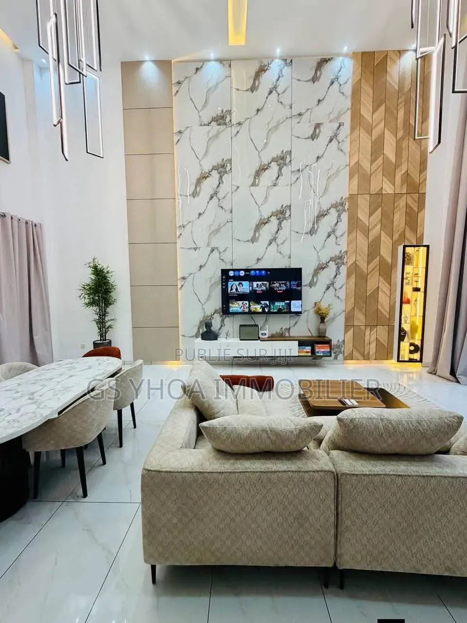 Meublé 3chbre Duplex dans Bingerville à Vendre