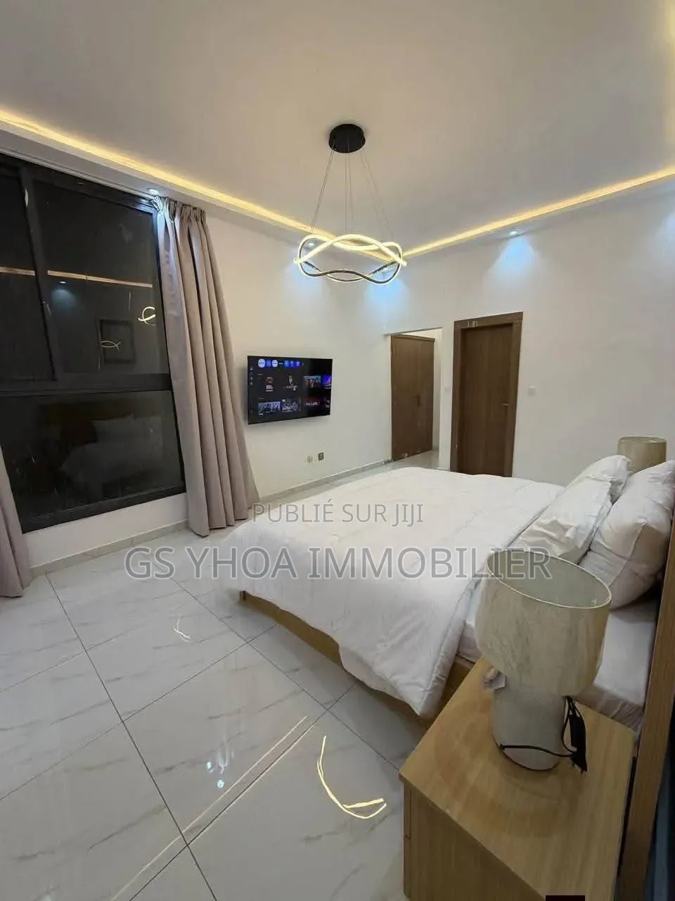 Meublé 3chbre Duplex dans Bingerville à Vendre
