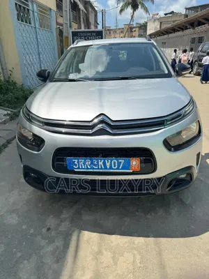 Renault Captur 1.0 Petrol FWD 2021 Argenté