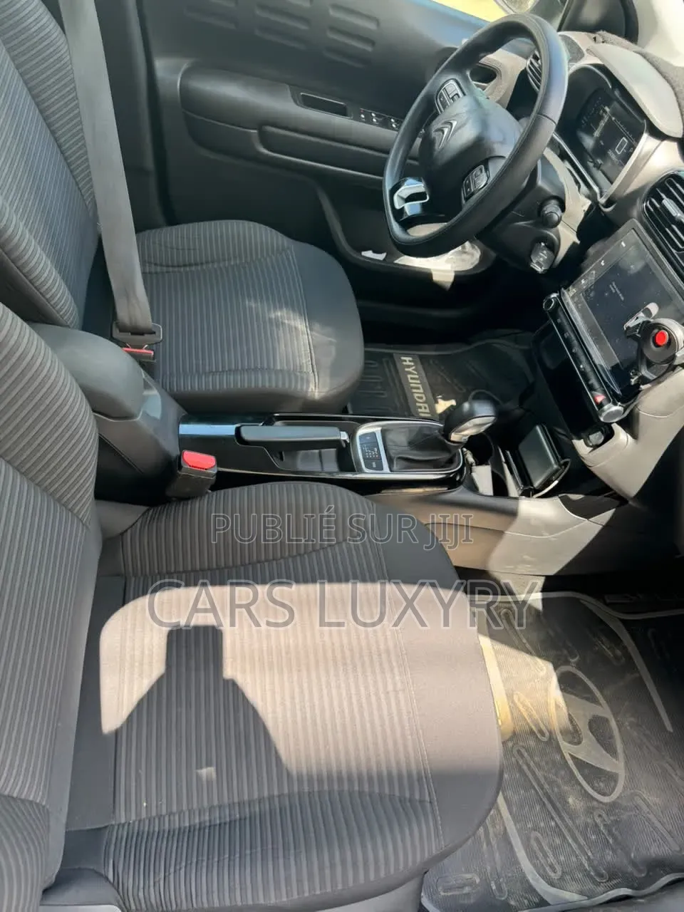 Renault Captur 1.0 Petrol FWD 2021 Argenté