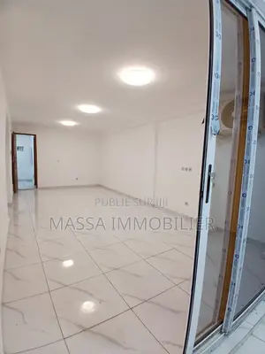 5chbre Duplex dans Massa Immobilier, Cocody à Vendre