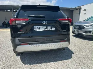 Toyota RAV4 2020 Noir