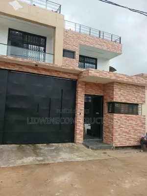 5chbre Duplex dans Bingerville à Vendre