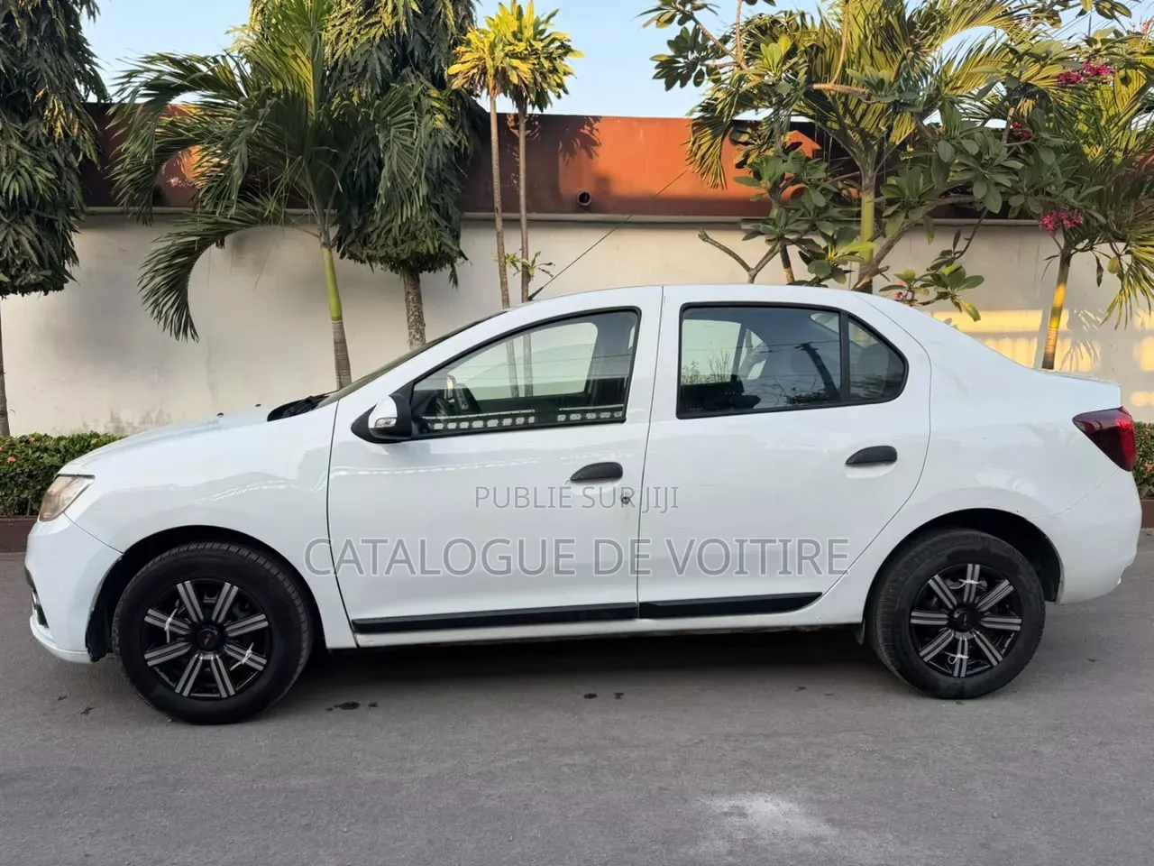 Renault Logan 2019 Blanc