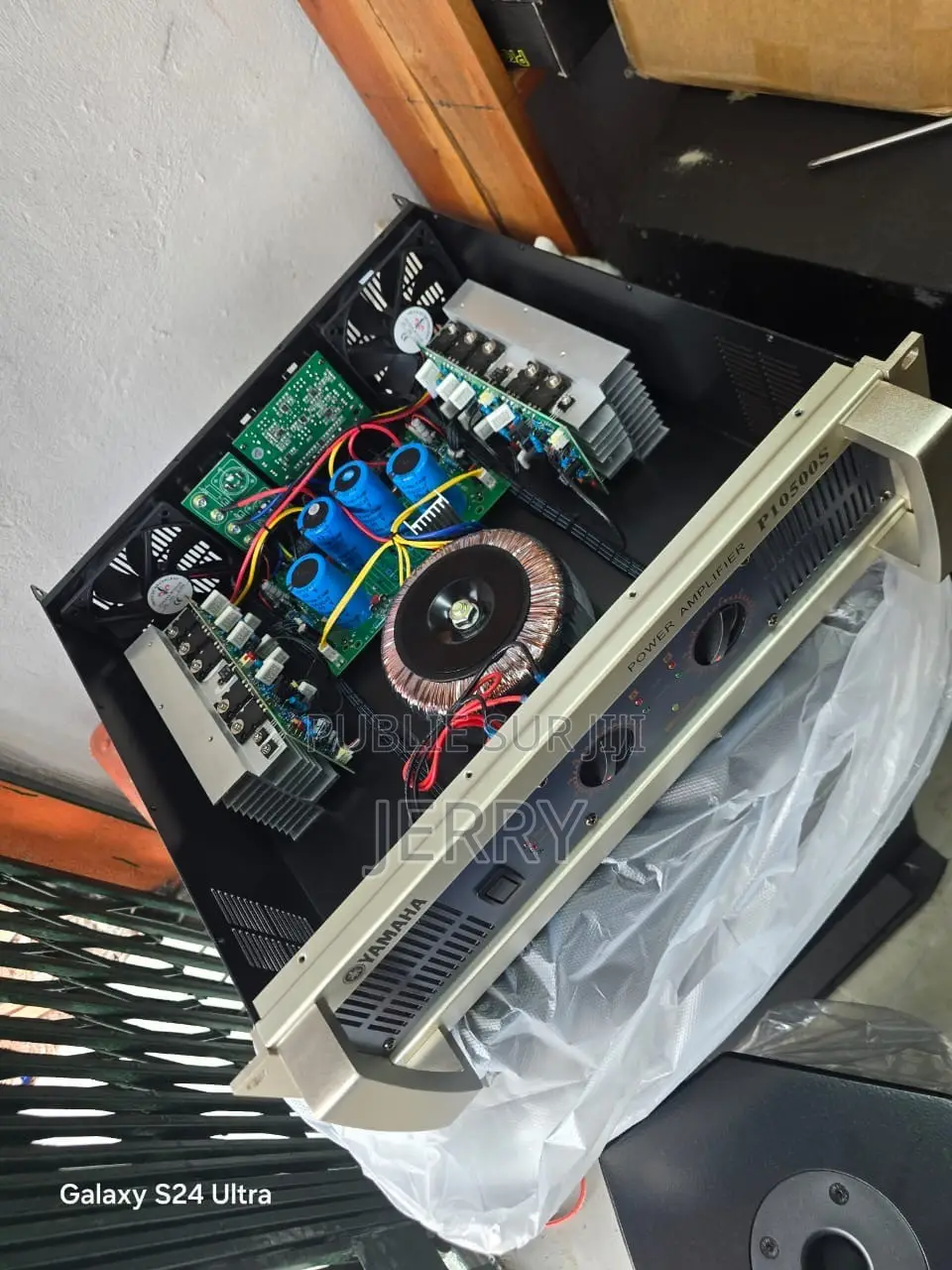 Complète Sono Baffe JBL Satellite
