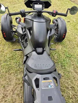 Nouveau Can-Am Autre 2024 Noir