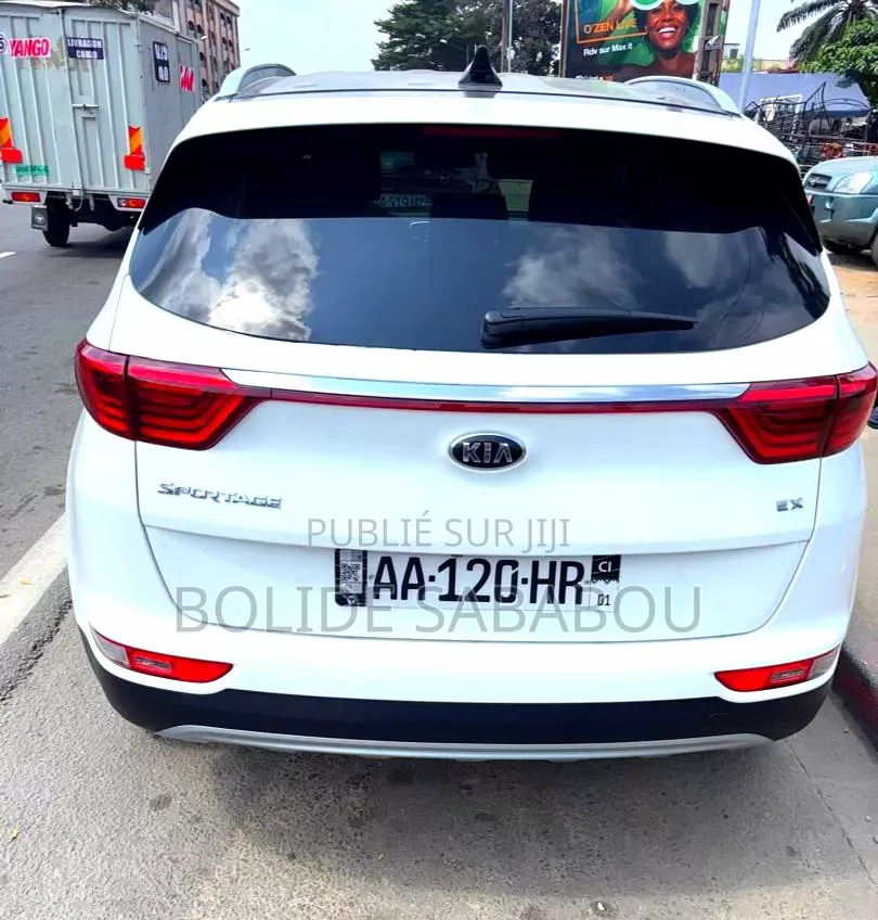 Kia Sportage EX 2021 Blanc cassé