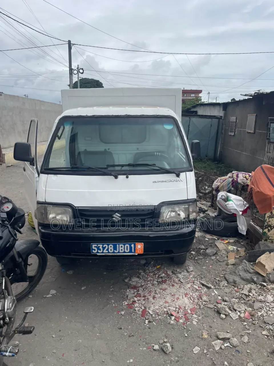Suzuki APV Minibus 2018 Blanc