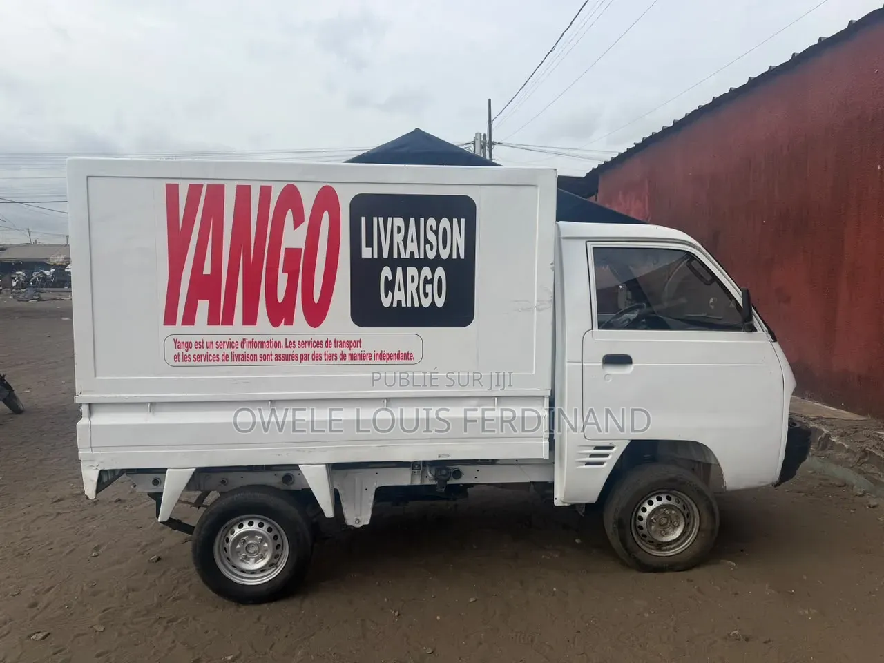 Suzuki APV Minibus 2018 Blanc