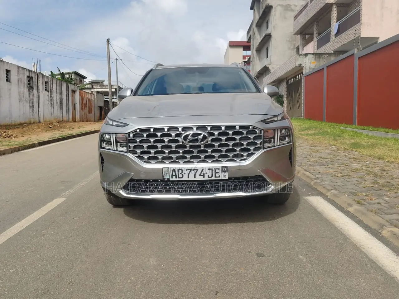 Hyundai Santa Fe Limited 2022 Gris
