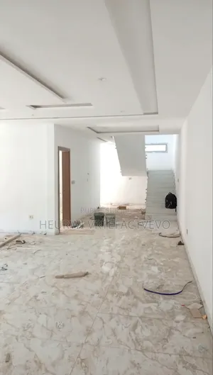 3chbre Villa dans Angre Nouveau Chu, Cocody à Vendre